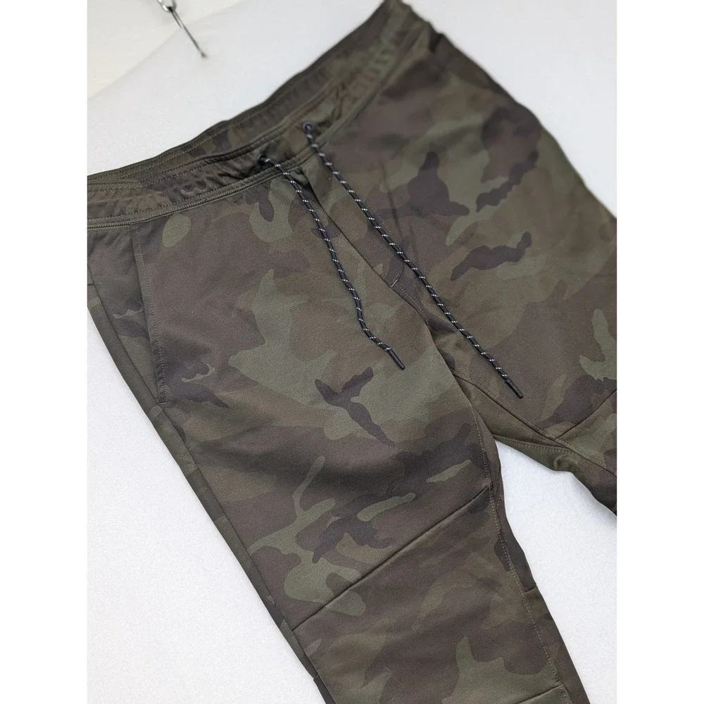 American Eagle Outfitters Camo Jogger Pants Mens Medium